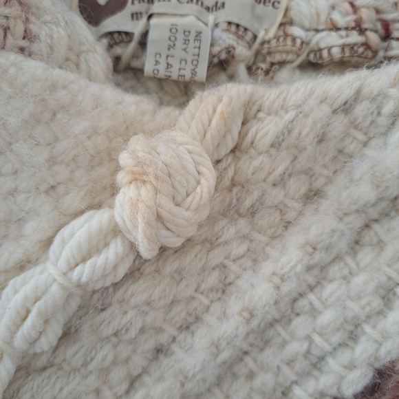 martine gruber vintage 100 pure virgin wool Hand woven poncho with hood fringes - Picture 16 of 16